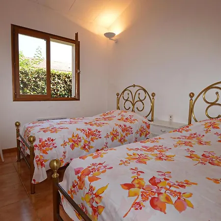 3 Bedroom Stunning In Holiday home *